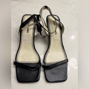 NWT Nicole Saldana Black Women's Sandals with size flaw 39/40